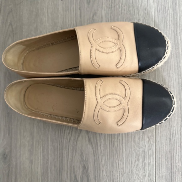 Espadrilles - Picture 2 of 5